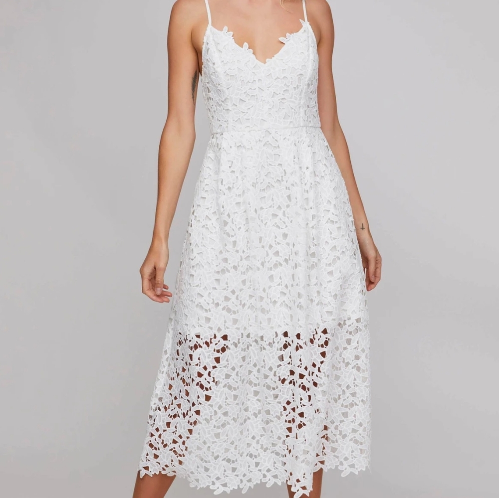 Astr the Label White Lace Midi Dress